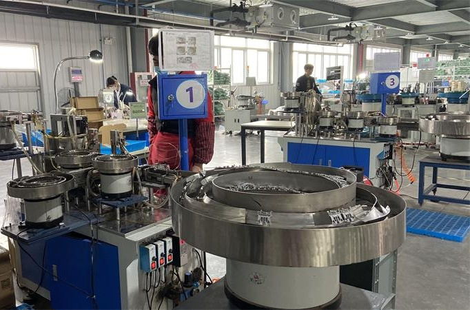 高質(zhì)量接線端子需要具備哪些條件？置恒電氣“以身作側(cè)”告訴您！