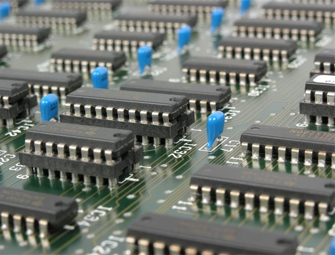 插拔式端子臺簡介|插拔式端子作用、間距、接線步驟及常見問題解析